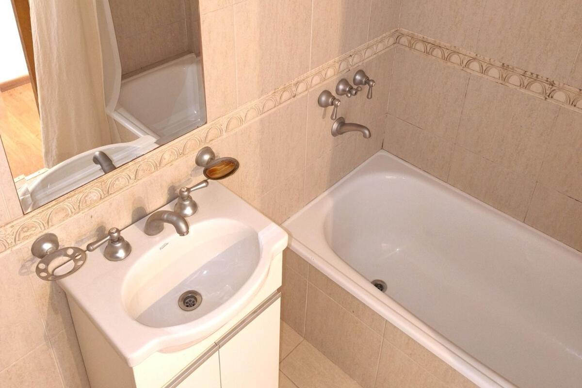 Apartamento Atractivo 3 Ambientes Con Estilo, Balcon Y Luz *